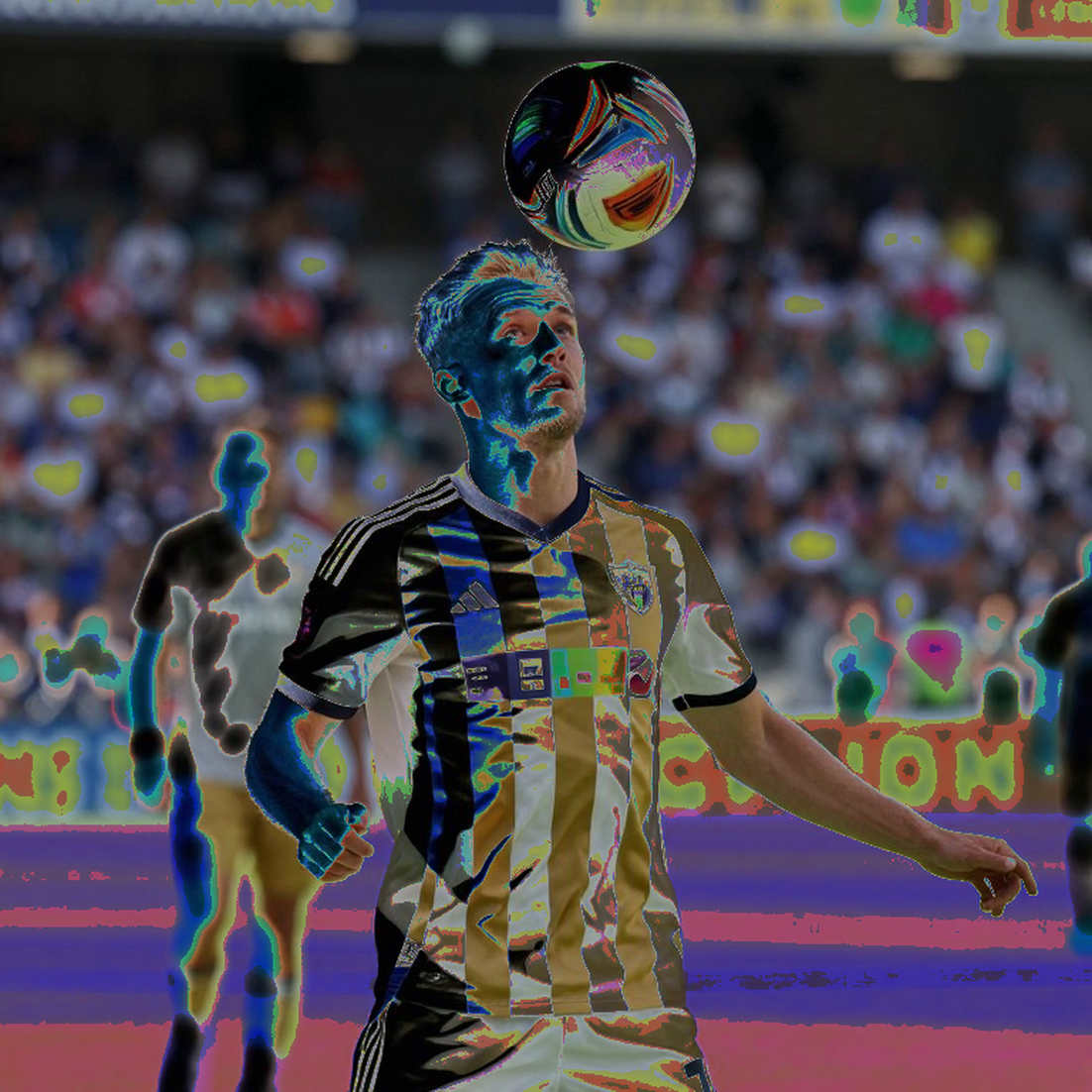 Lỗ hổng dữ liệu của V.League: Khi bóng đá Việt Nam mua bán cầu thủ mà không ai đọc được bản đồ