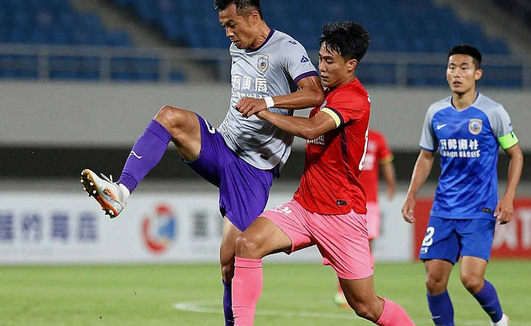 V.League 1: Ngôi vô địch và hóa đơn mà không ai muốn ký