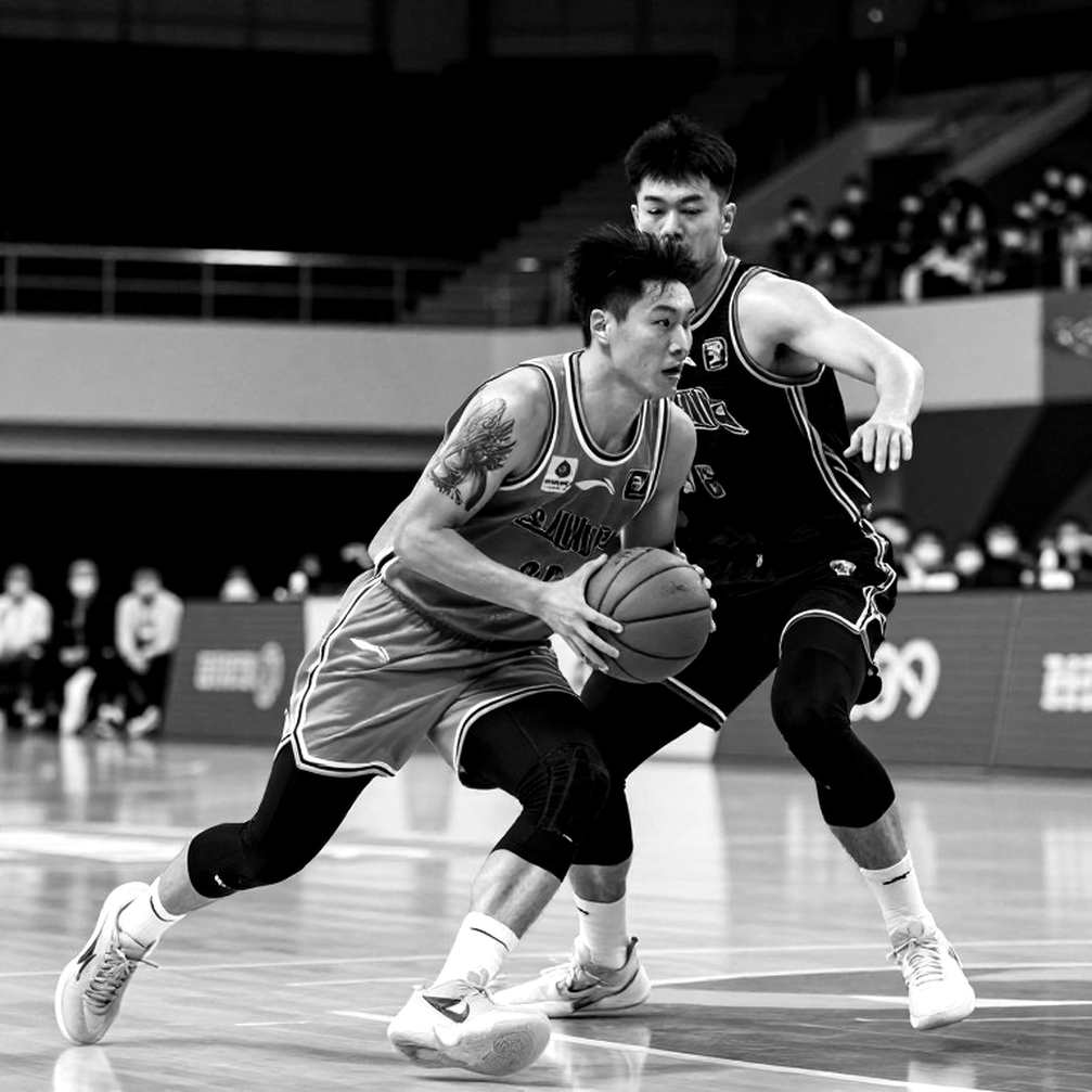 Real Madrid Falls 77-78 to Dubai in EuroLeague Opener: The Four Cracks Pedro Martínez Admitted Real Madrid Falls 77-78 to Dubai in EuroLeague Opener: The Four Cracks Pedro Martínez Admitted