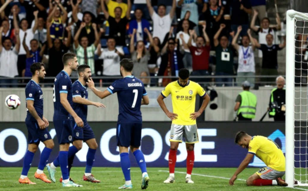 U23 Việt Nam vào tứ kết Asiad 2026: Ba trận giống hệt nhau và lời cảnh báo của Tuấn Phong U23 Việt Nam vào tứ kết Asiad 2026: Ba trận giống hệt nhau và lời cảnh báo của Tuấn Phong