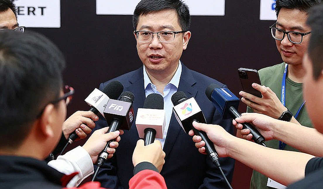 Vietnam Open 2026: Nguyễn Tiến Minh thắng vòng loại, tín hiệu thật nằm ở đầu gối của Lê Đức Phát Vietnam Open 2026: Nguyễn Tiến Minh thắng vòng loại, tín hiệu thật nằm ở đầu gối của Lê Đức Phát