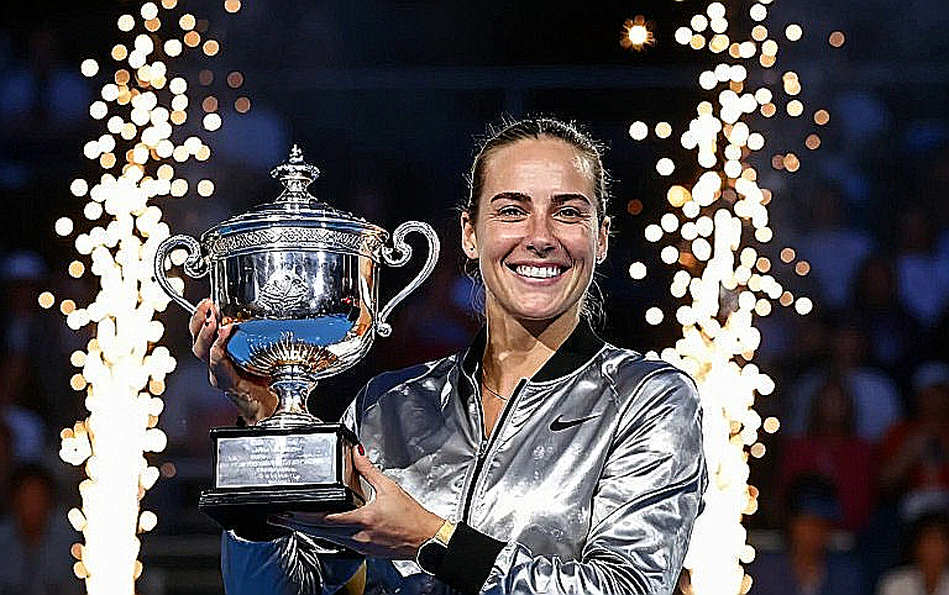 Djokovic tiến sát kỷ lục của Federer sau chức vô địch Bắc Kinh