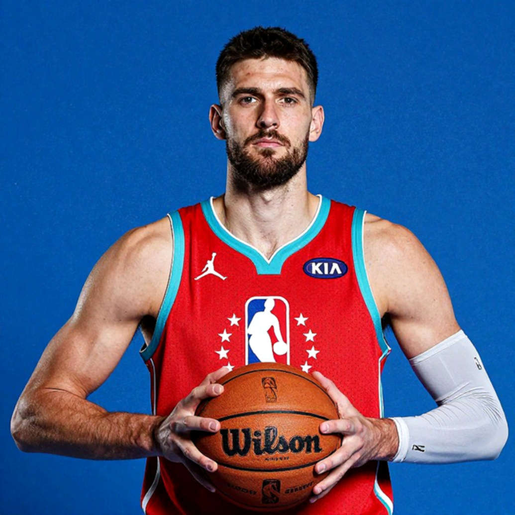 NBA xây đường ống lãnh đạo: ba lần lặp lại, hơn 300 ghế, và một tín hiệu không nằm trên bảng điểm