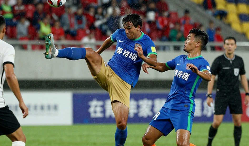 Cựu trọng tài V-League: VAR giúp Trần Ngọc Nhớ tránh ba quyết định sai ở phút bù giờ