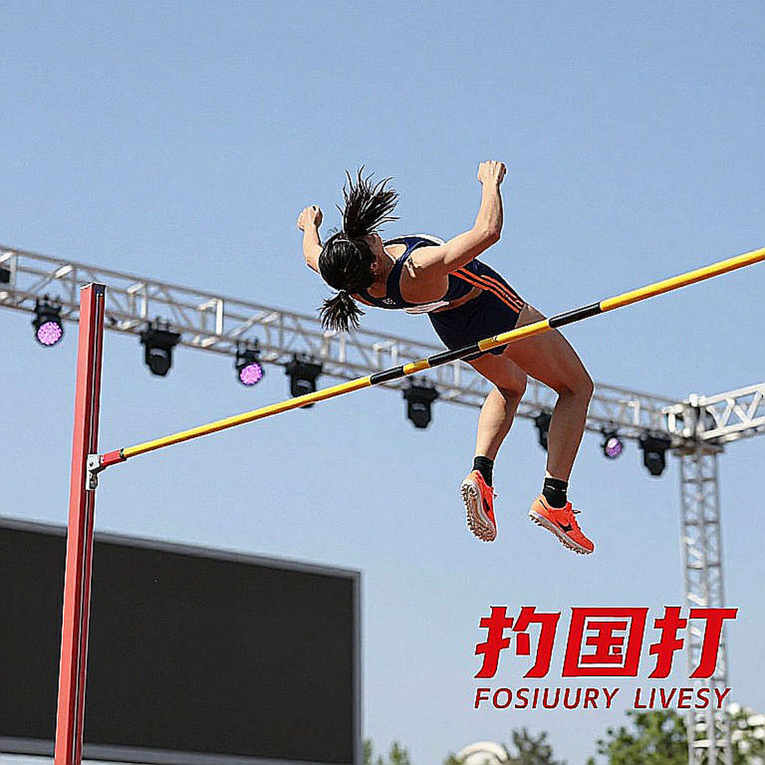 2:50:41 ở Hà Nội: kỷ lục của một giải phong trào, đo bằng thước thế giới