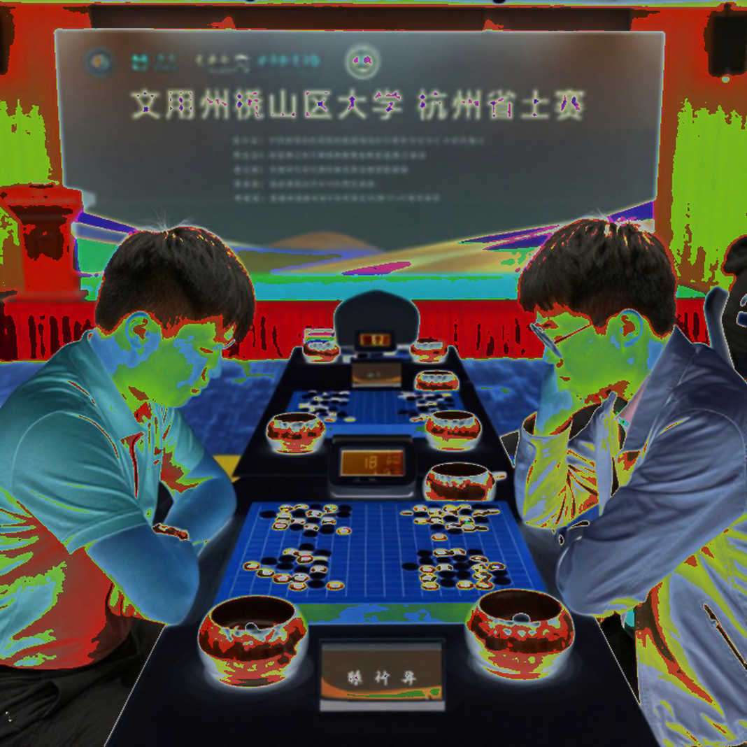 ChessBase Magazine số 225: ván Sicilian ẩn mình và giá trị thật của một ấn phẩm huấn luyện