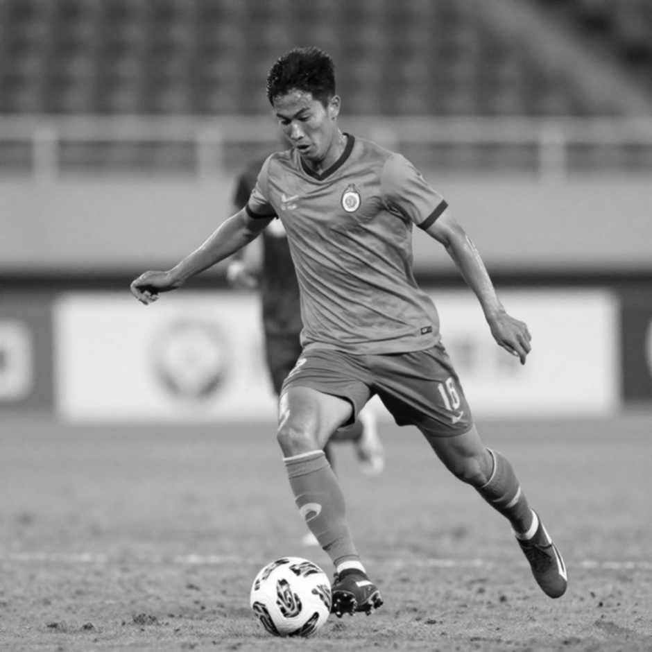 Vietnamese Football at a Tactical Crossroads: When Internal Strength Decides Destiny