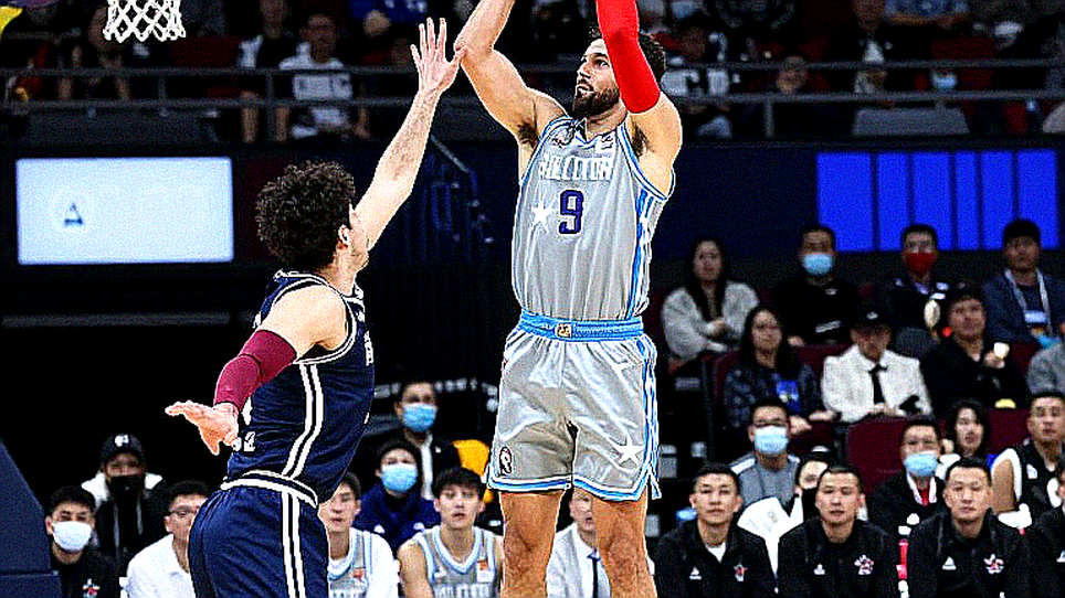 Cam Payne nổi bật, Efes thắng nhàn: bốn dòng box score và bài toán ngân sách của đội hạng dưới